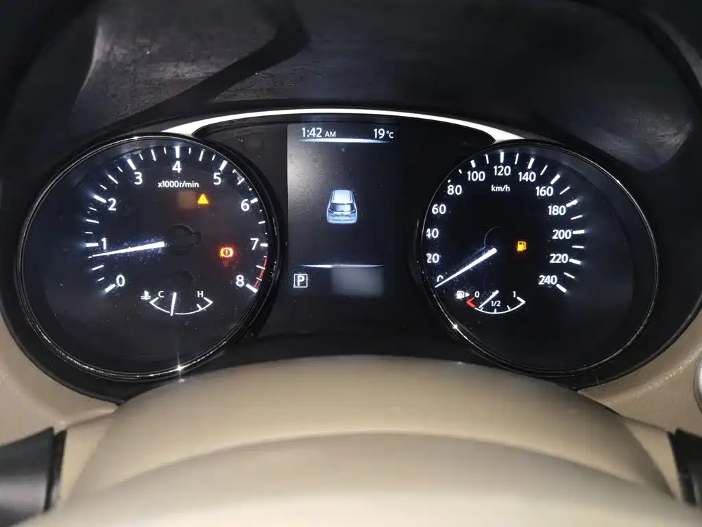 Nissan X-Trail — миниатюра 4