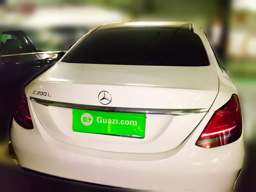 Mercedes-Benz C-Class 1.5 л 2021 г. Белый, пробег 32900 км