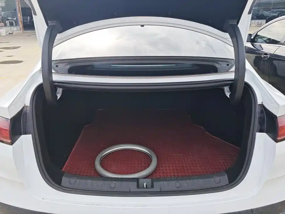 BYD Qin L — миниатюра 4
