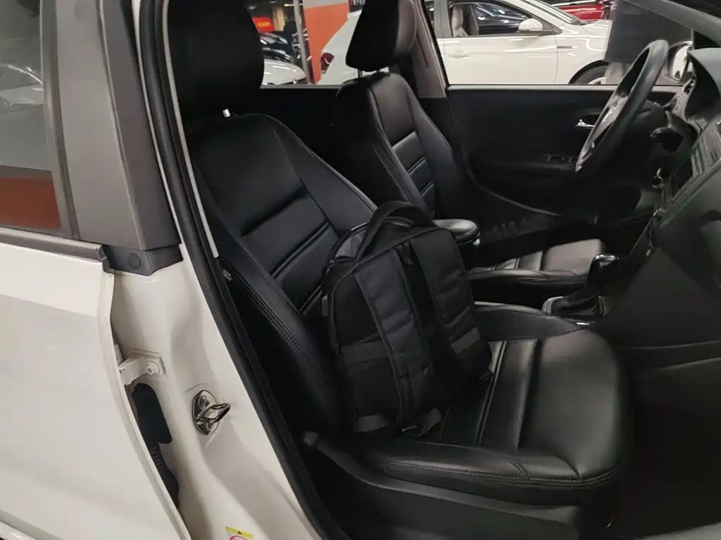Volkswagen Polo — миниатюра 25