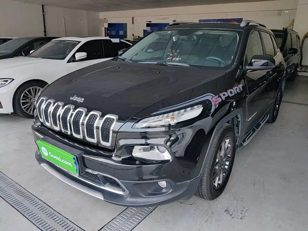Jeep Cherokee — миниатюра 2