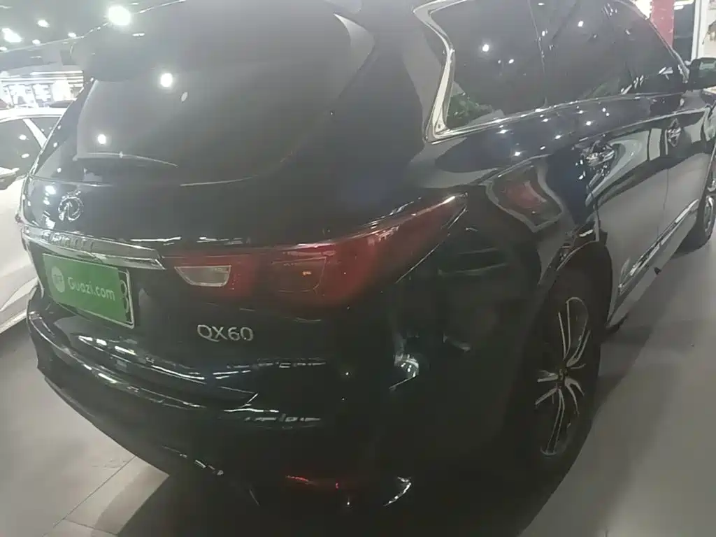Infiniti QX60 (Import) — миниатюра 7