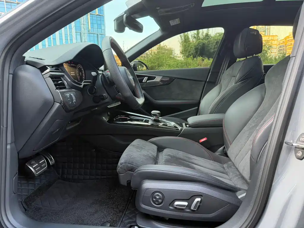 Audi A4L — миниатюра 11
