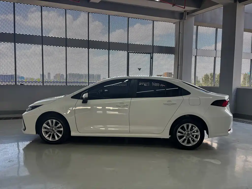 Toyota Corolla — миниатюра 17