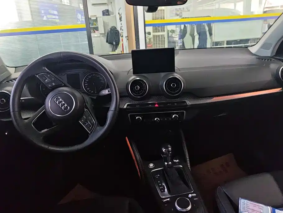 Audi Q2L — миниатюра 12