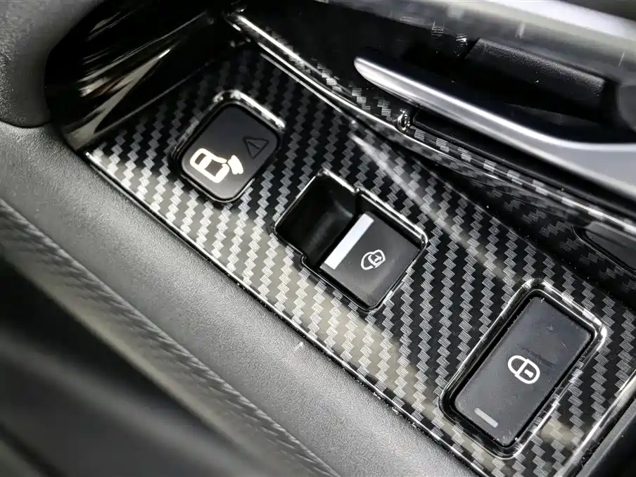 Land Rover Evoque — миниатюра 14