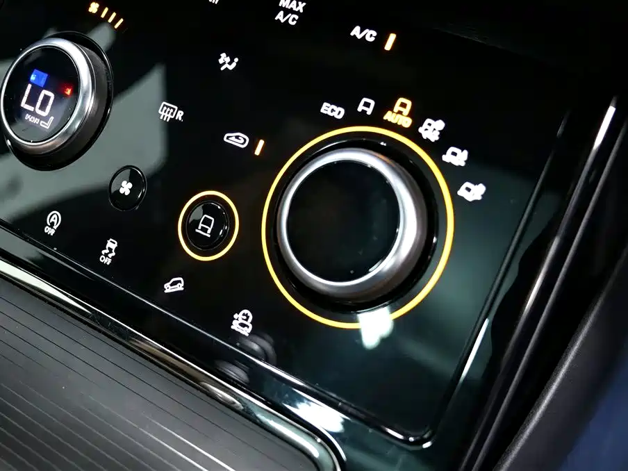 Land Rover Evoque — миниатюра 13