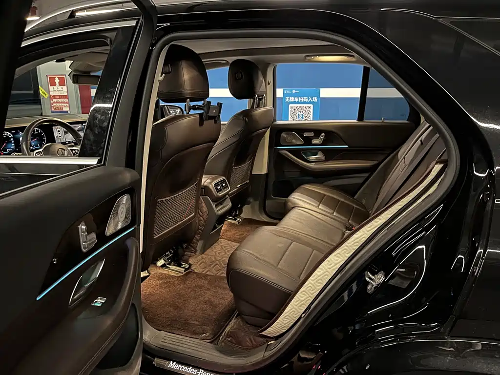 Mercedes-Benz GLE (Import) — миниатюра 13