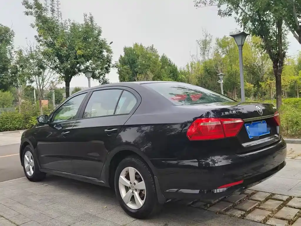 Volkswagen Lavida — миниатюра 5