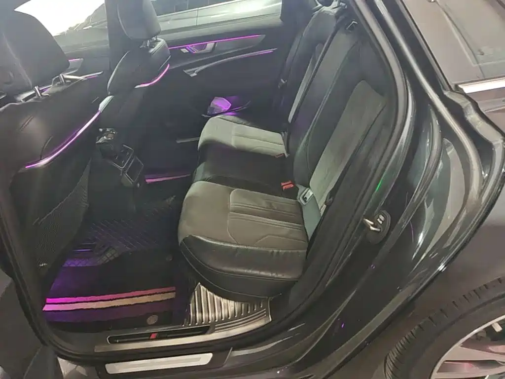 Audi A6L — миниатюра 13