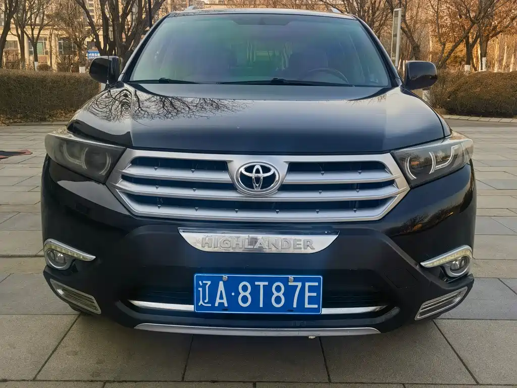 Toyota Highlander 2.7L 2WD 5 seats Elite Edition, фото 2