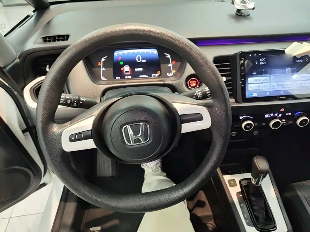 Honda Fit — миниатюра 11