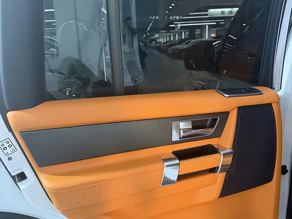 Land Rover Discovery — миниатюра 17