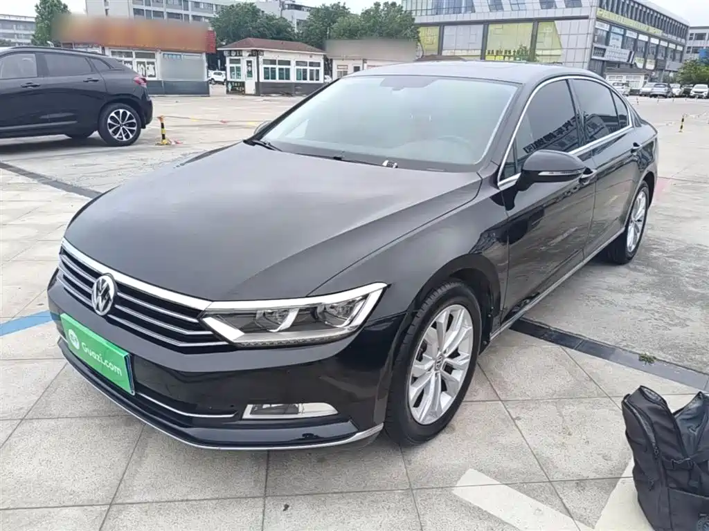 Купить Volkswagen Magotan