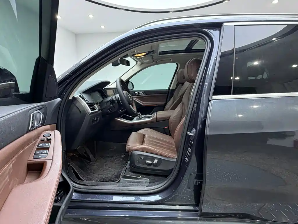 BMW X5 (Import) — миниатюра 15