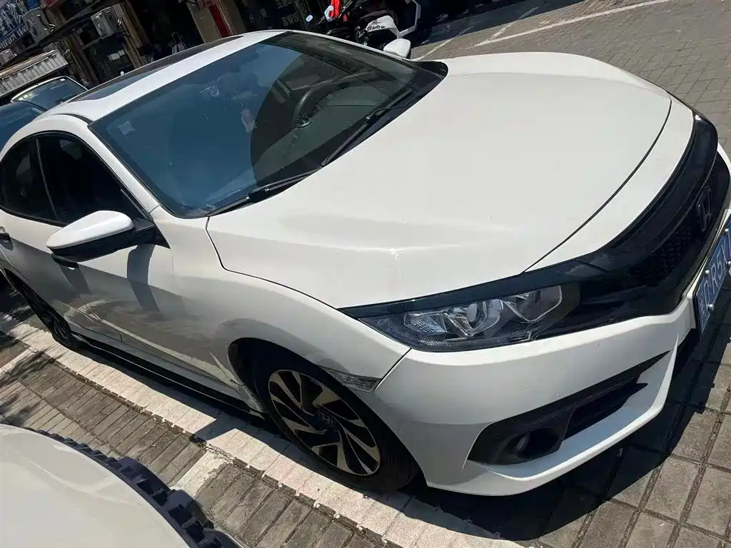 Honda Civic 2016 220TURBO CVT Luxury