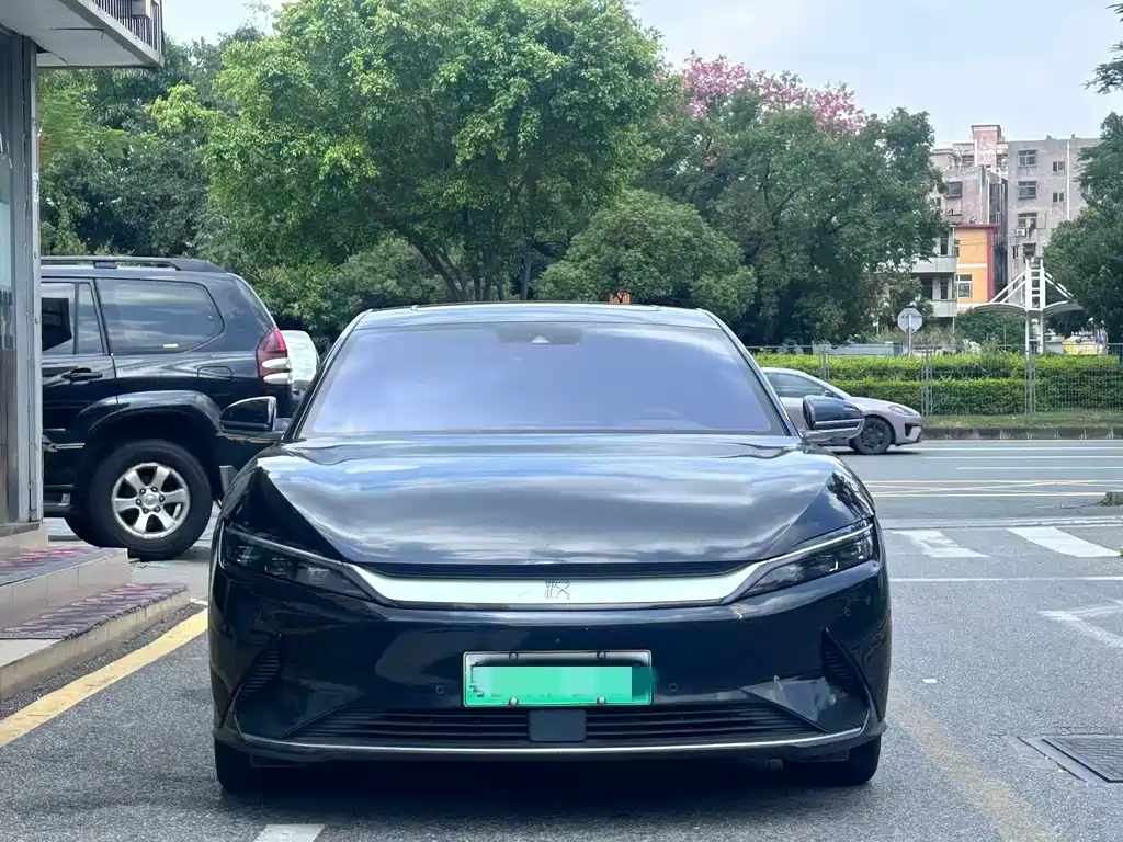 BYD Han — миниатюра 2