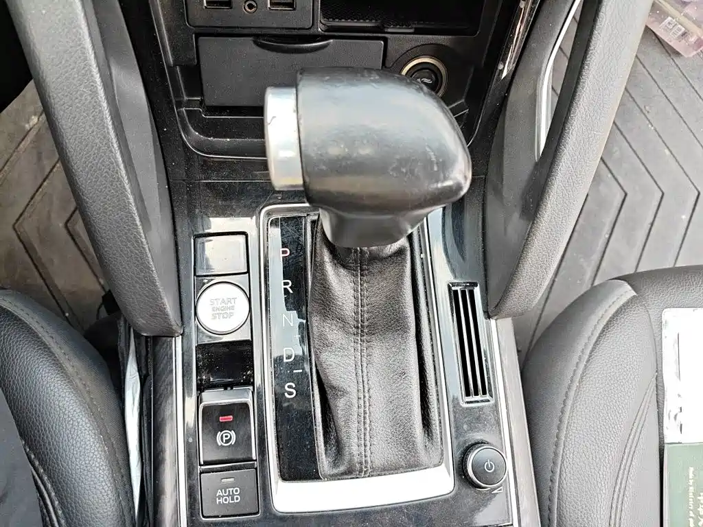Borgward BX7 — миниатюра 15