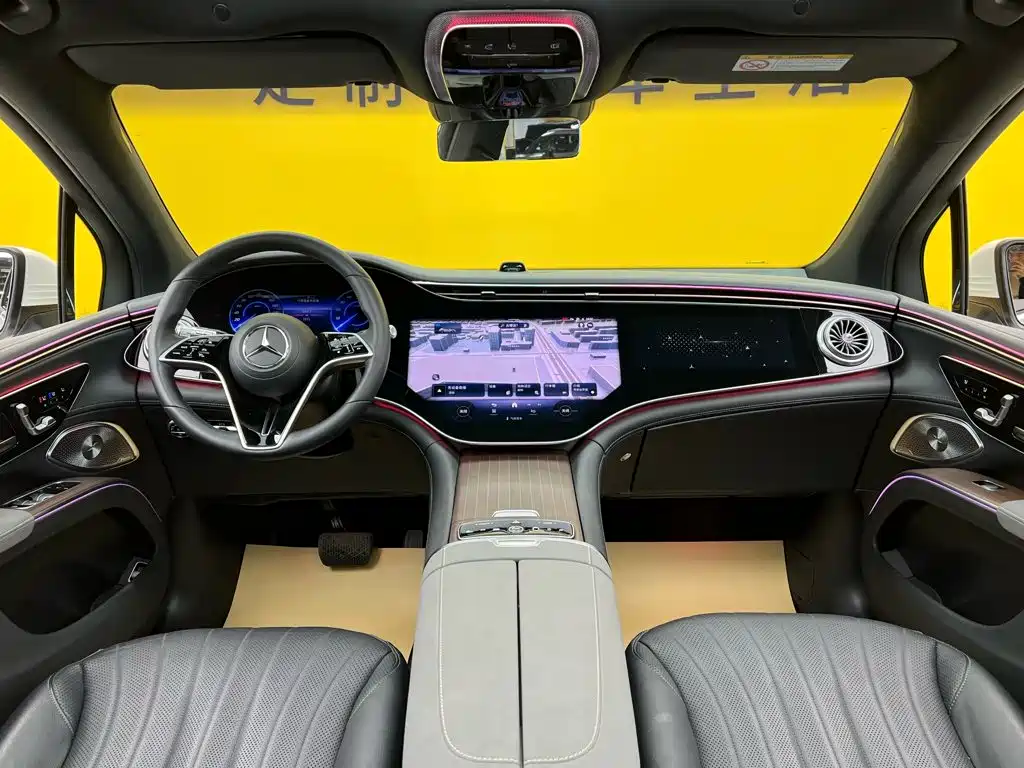 Mercedes-Benz EQS SUV — миниатюра 35