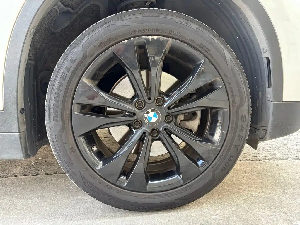 BMW X1 — миниатюра 20