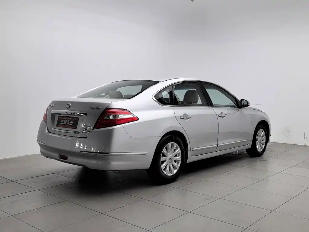 Nissan Teana — миниатюра 2
