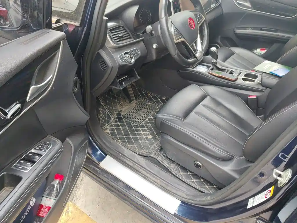 BYD MAX — миниатюра 12