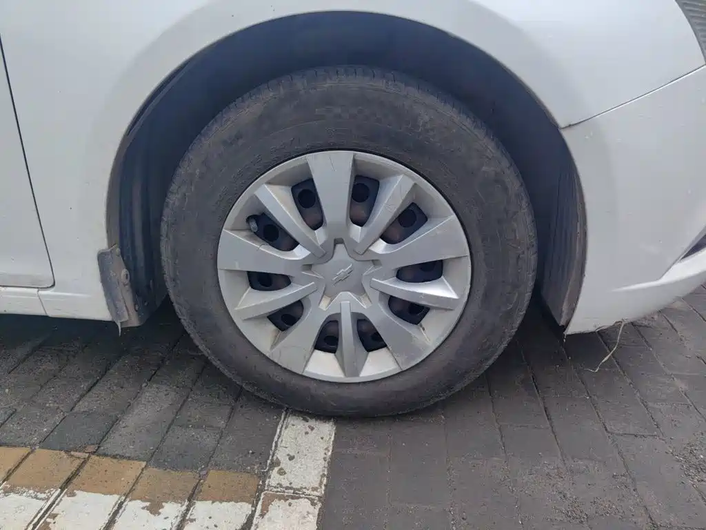 Chevrolet Cruze — миниатюра 8