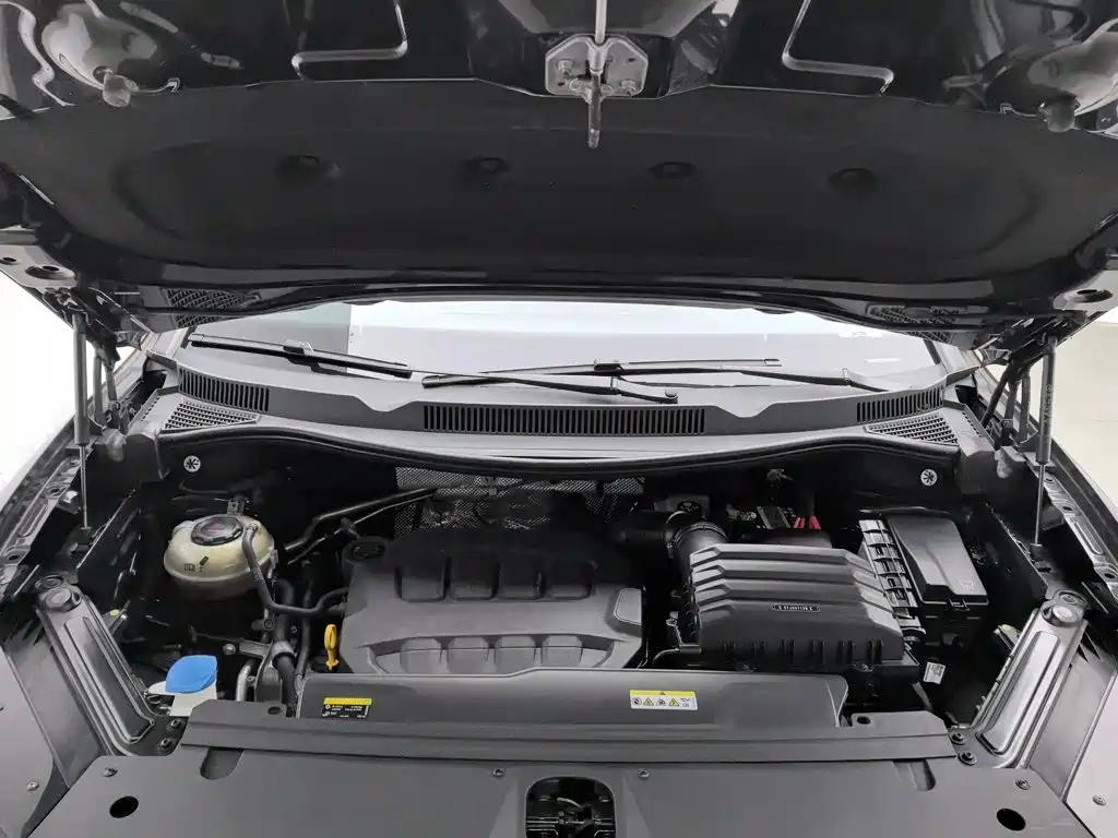 Volkswagen Talagon — миниатюра 6