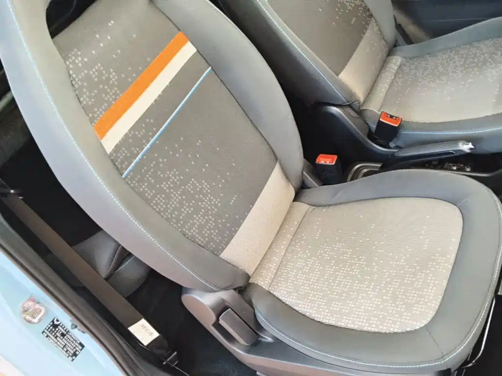 Wuling MINIEV — миниатюра 25