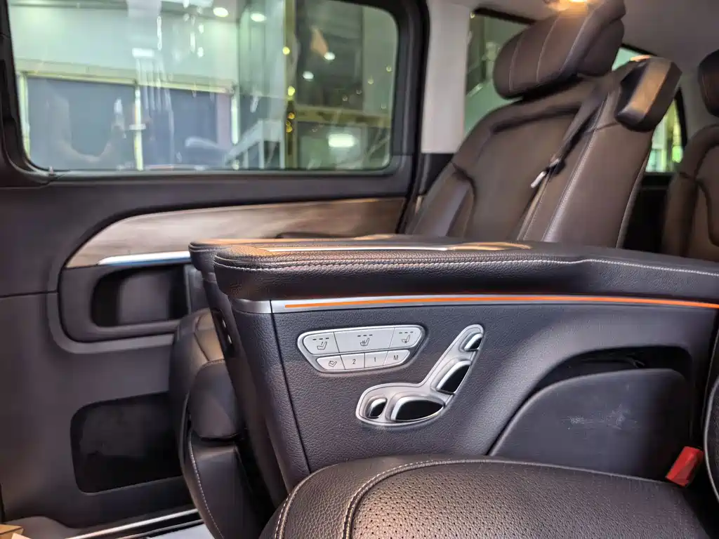 Mercedes-Benz V-Class — миниатюра 9
