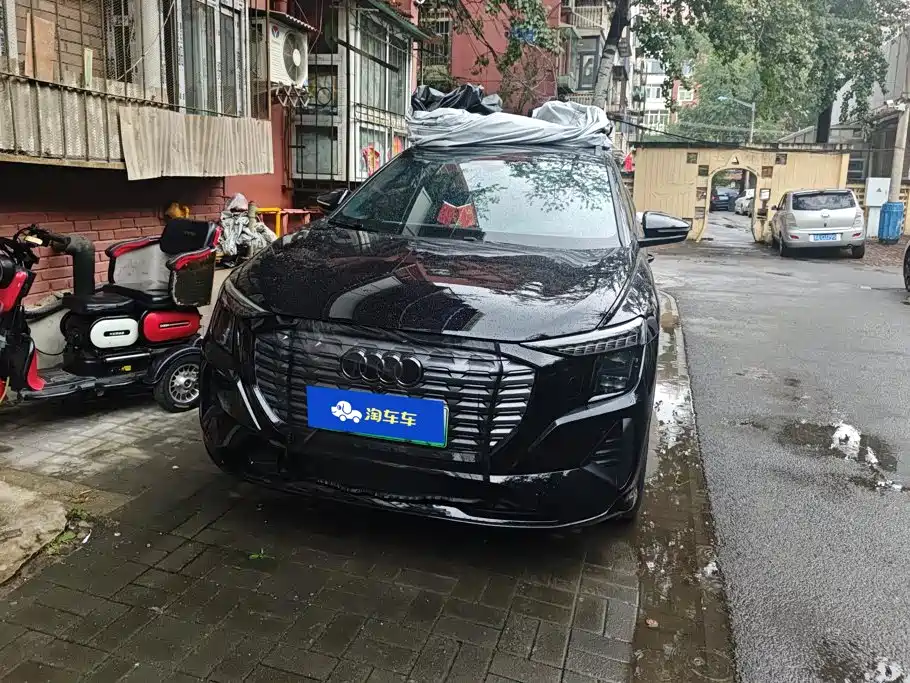 Audi Q5 e-tron — миниатюра 2