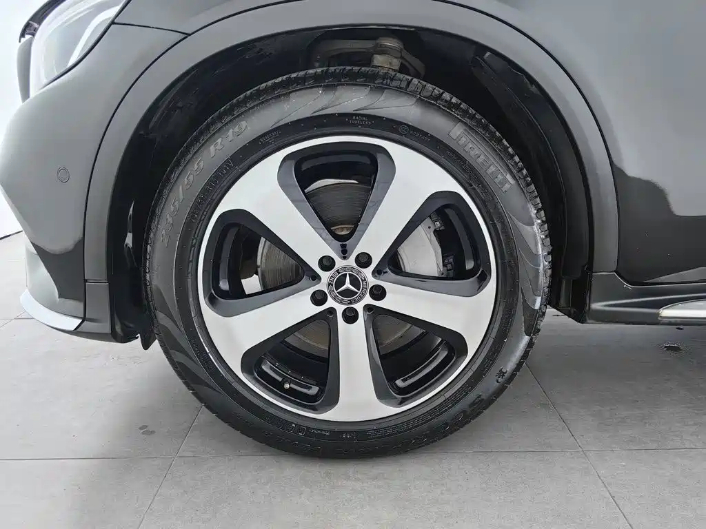 Mercedes-Benz GLC — миниатюра 17