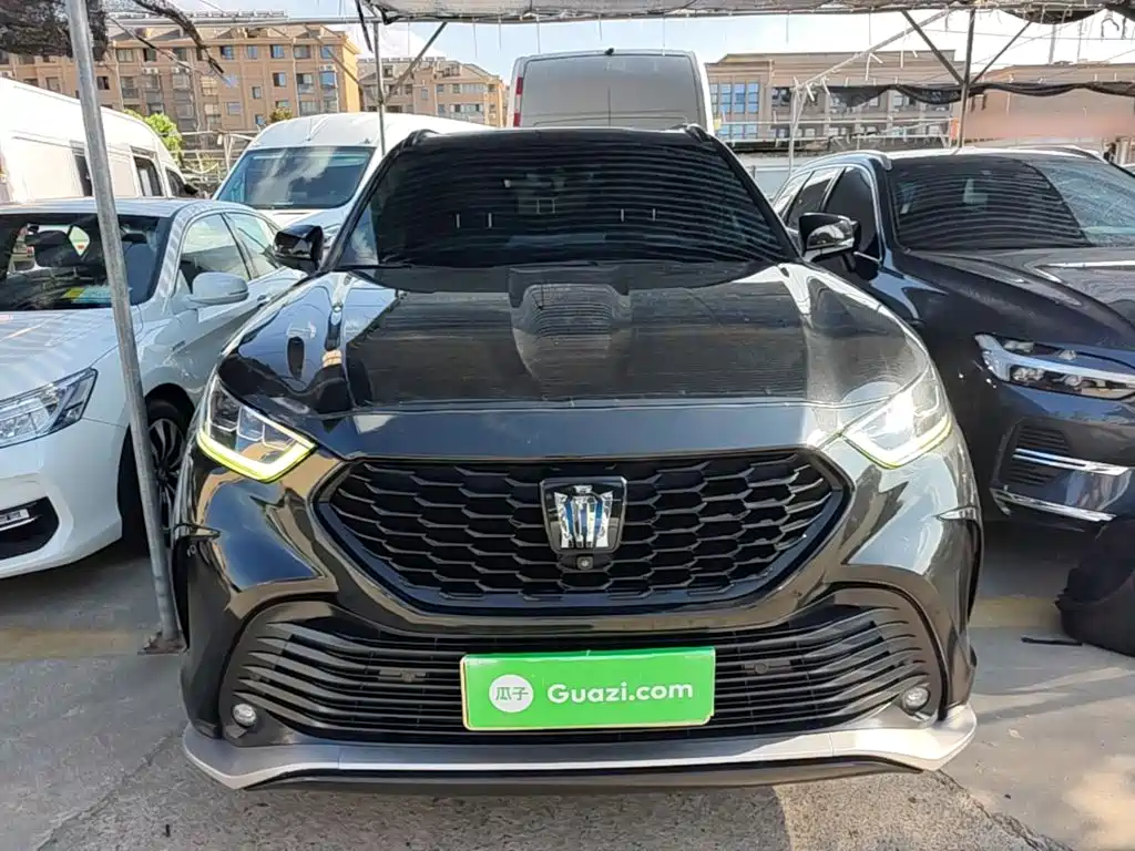 Toyota Crown Kluger — миниатюра 3