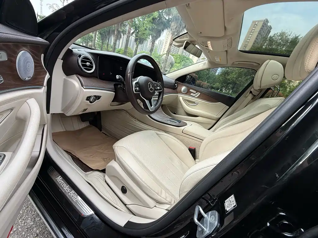 Mercedes-Benz E-Class E 2019 E 300 L Fashion