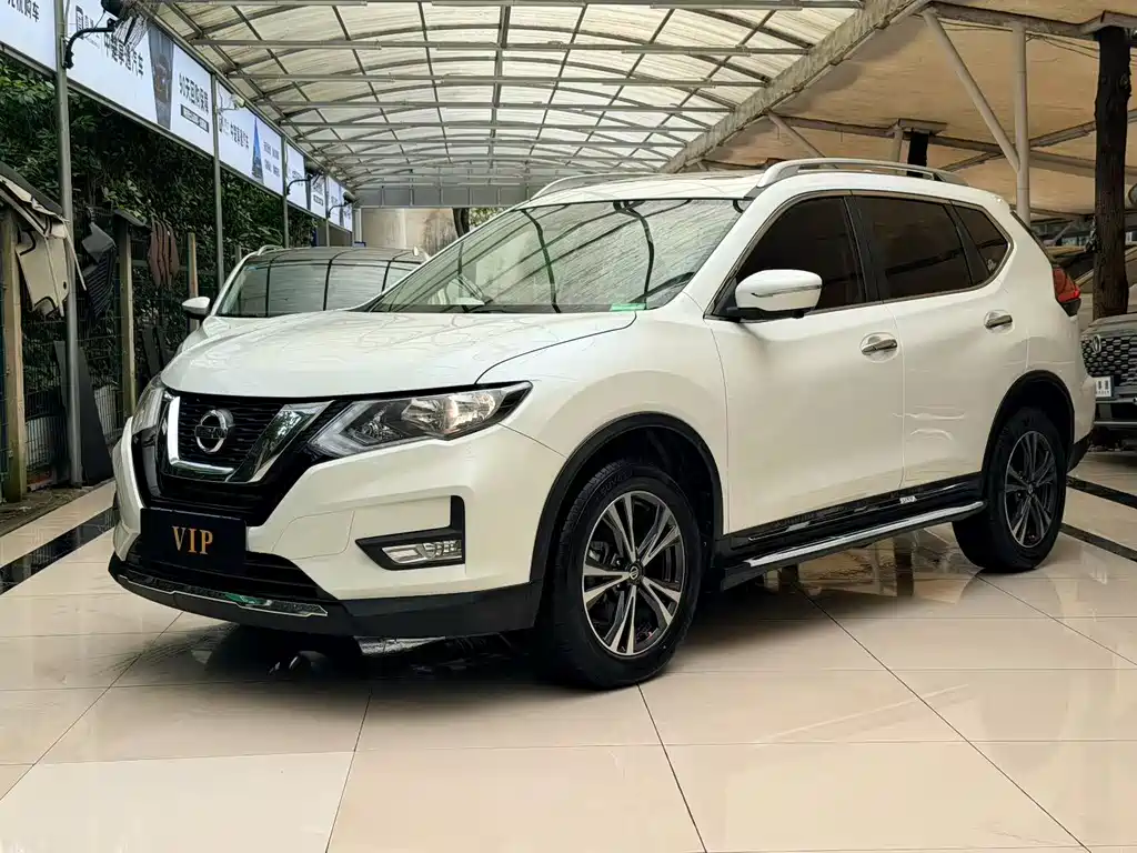 Nissan X-Trail 2017 2.5L CVT Luxury 4WD