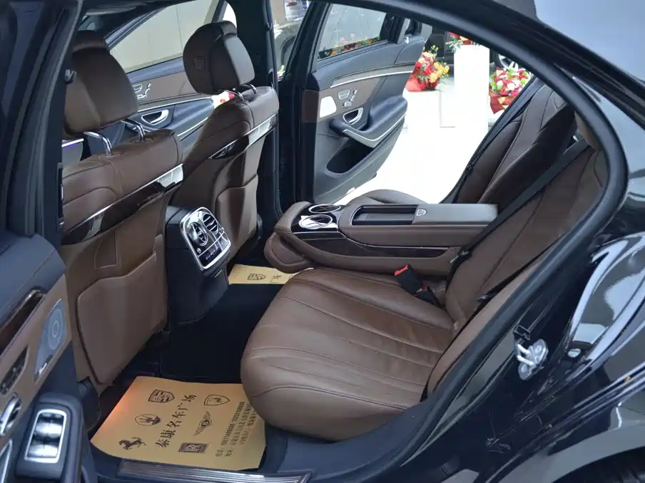 Mercedes-Benz S-Class — миниатюра 5