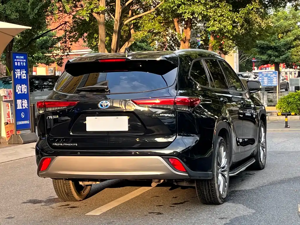 Toyota Highlander — миниатюра 4