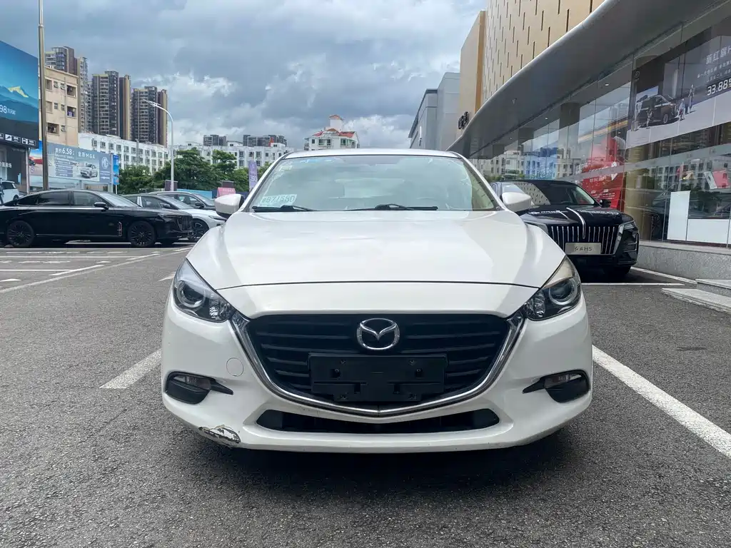Mazda Mazda3 3 2017 1.5L AT Comfort V