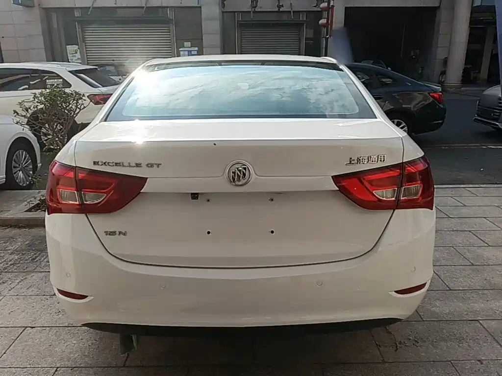 Buick Excelle — миниатюра 6