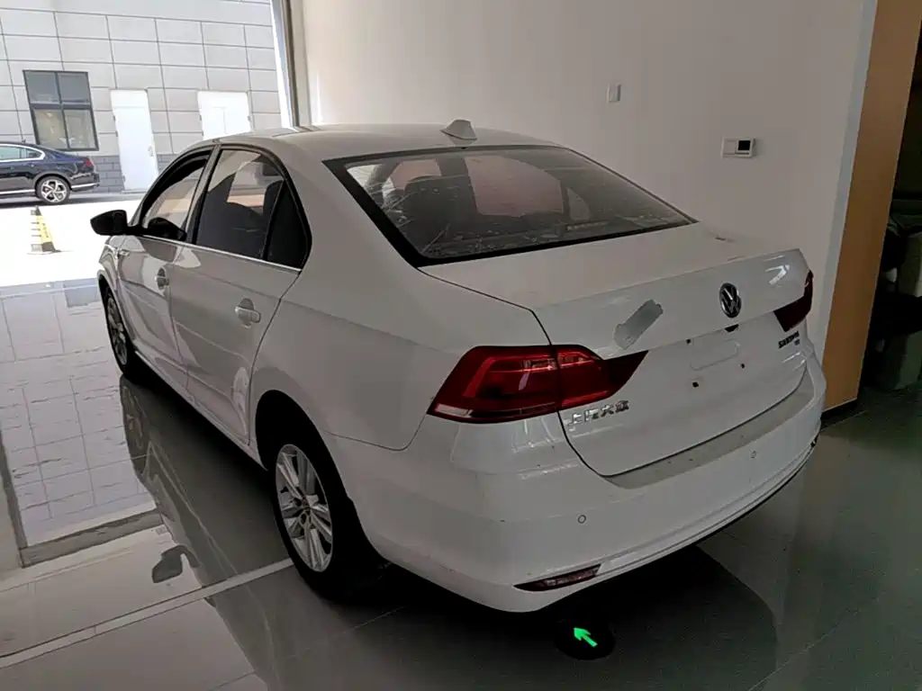 Volkswagen Santana — миниатюра 5