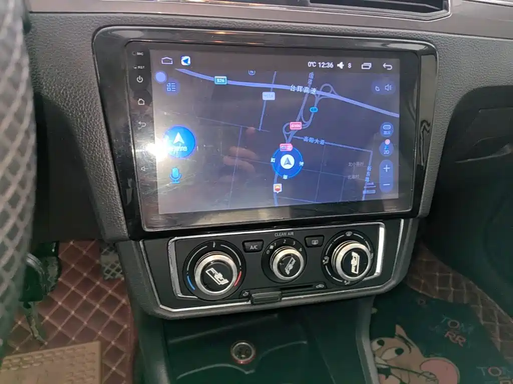 Volkswagen Santana — миниатюра 13