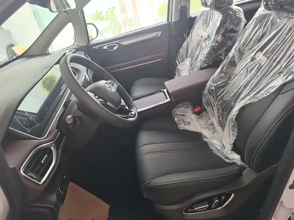 GAC Motor Trumpchi M6 — миниатюра 11