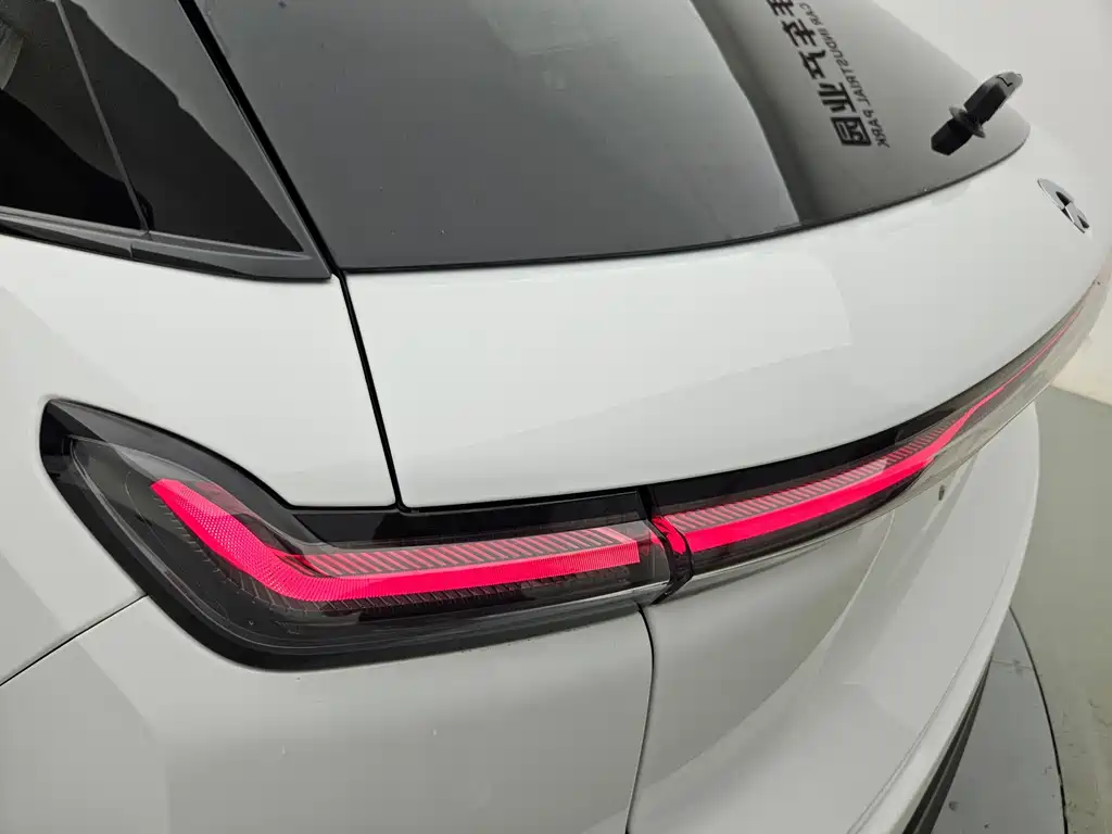NIO ES7 — миниатюра 23