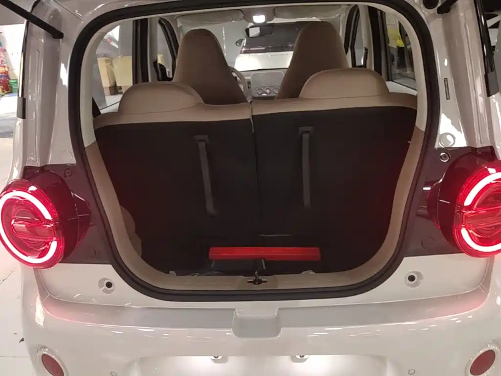 Wuling MINIEV — миниатюра 19