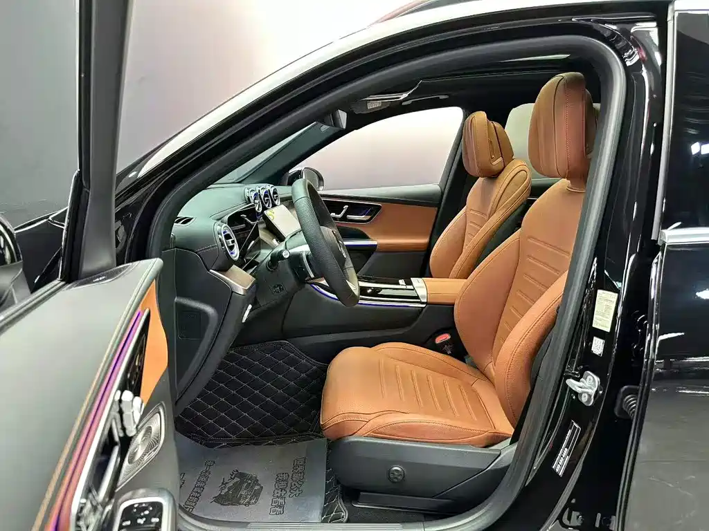 Mercedes-Benz GLC 2025 GLC 300 L 4MATIC 5 мест
