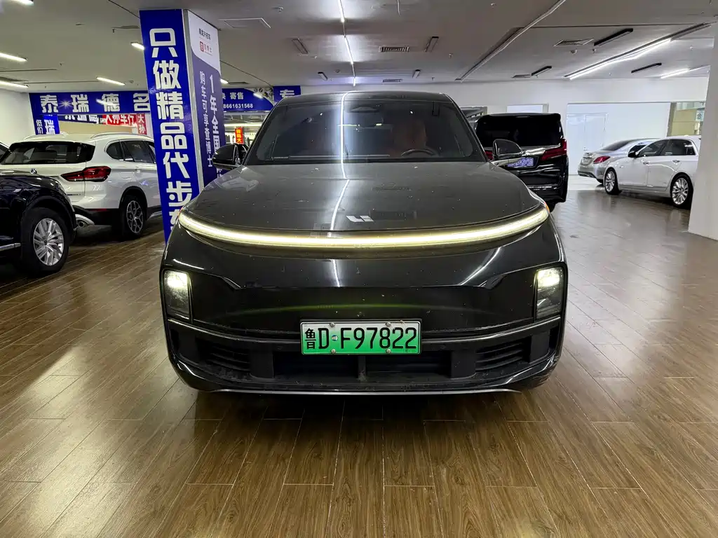 Li Auto Li L8 — миниатюра 2