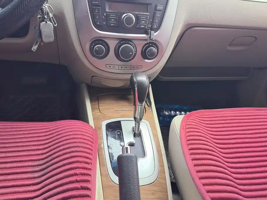 Buick Excelle — миниатюра 16