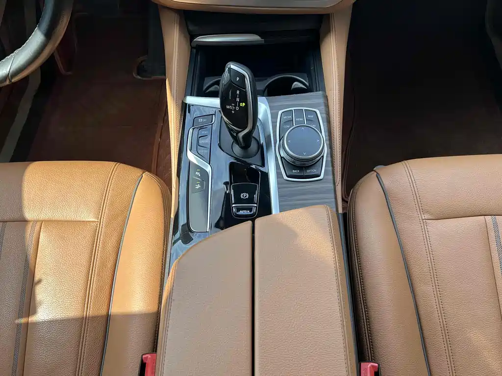 BMW 6 Series GT — миниатюра 13