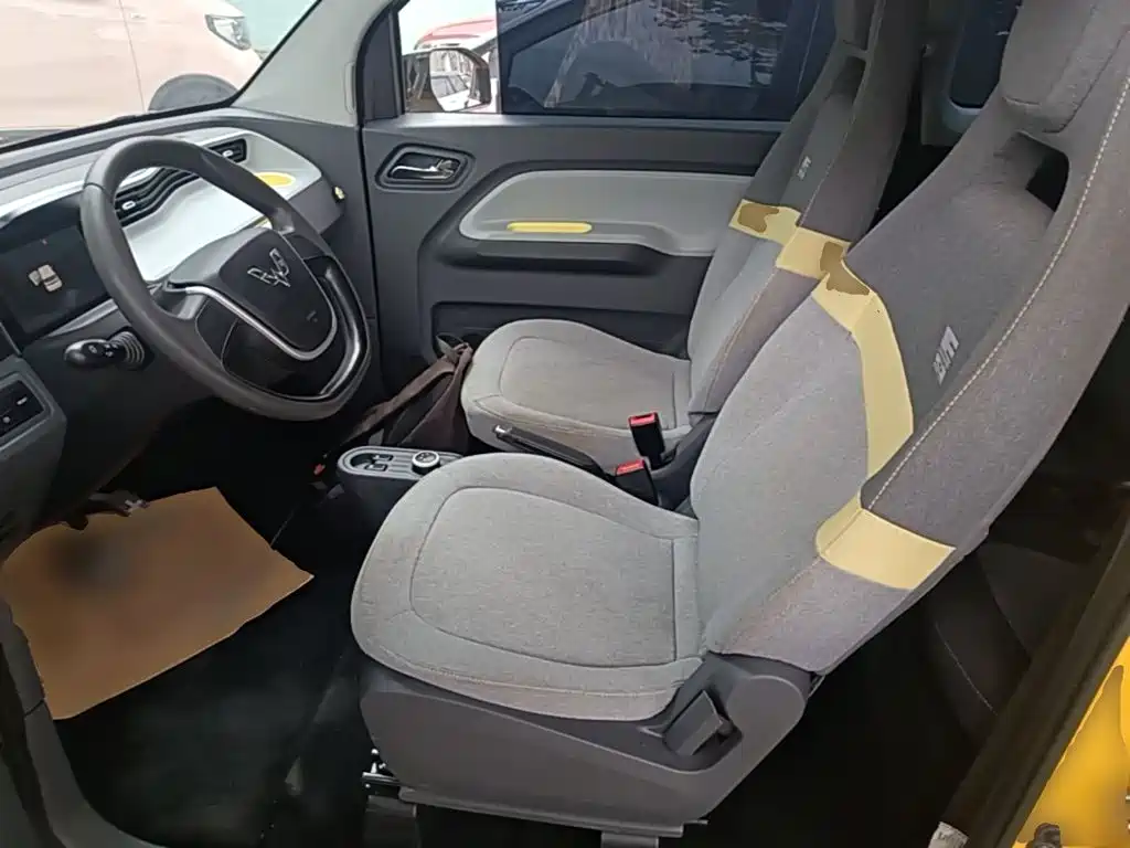 Wuling MINIEV — миниатюра 15