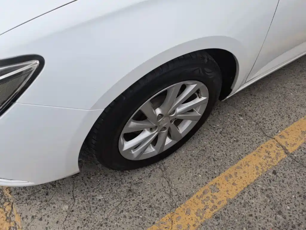 Buick Verano — миниатюра 23